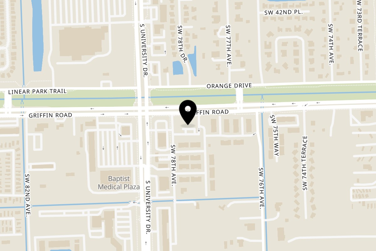 Map showing the location of Talkin' Tacos Davie on 7780 Griffin Rd in Davie